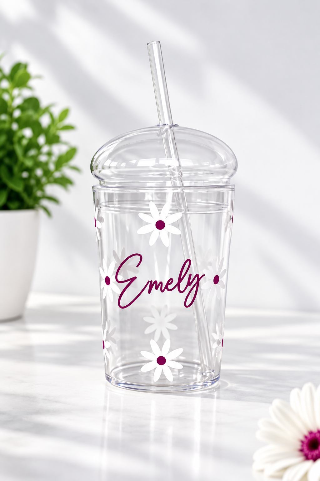 Dome Shaped Glass Daisy Personalised name with Lid and glass Straw, Iced Coffee Glass, Cup, with Lid and Straw, Coffee Lovers Gift (Copy)